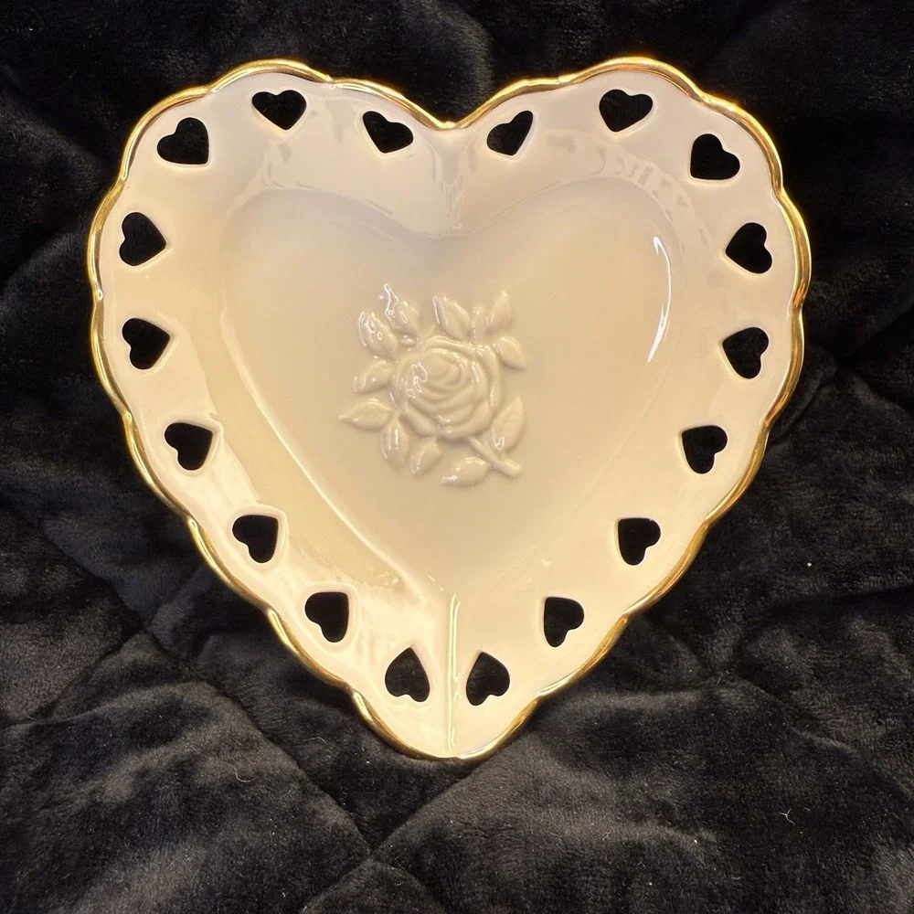 Lenox Heart‎ Shaped Embossed Rose, Gold Trim, Trinket Ring Dish